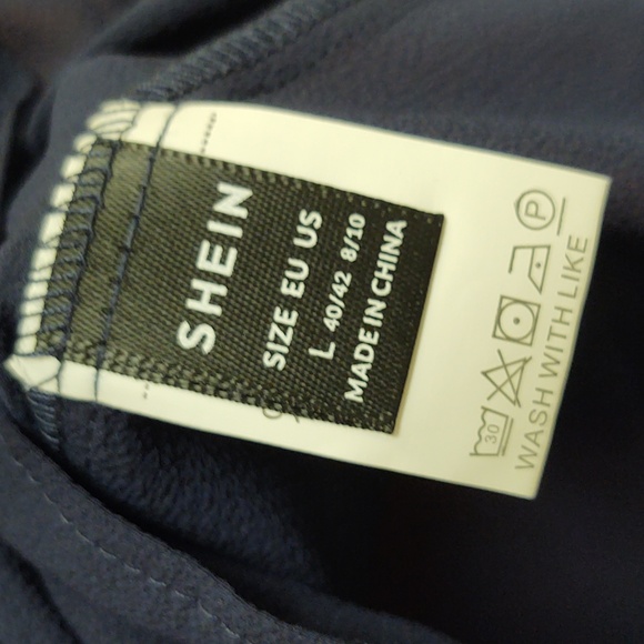 *FINAL SALE* New SHEIN Navy Blue Night Low Top Size L - Picture 4 of 6